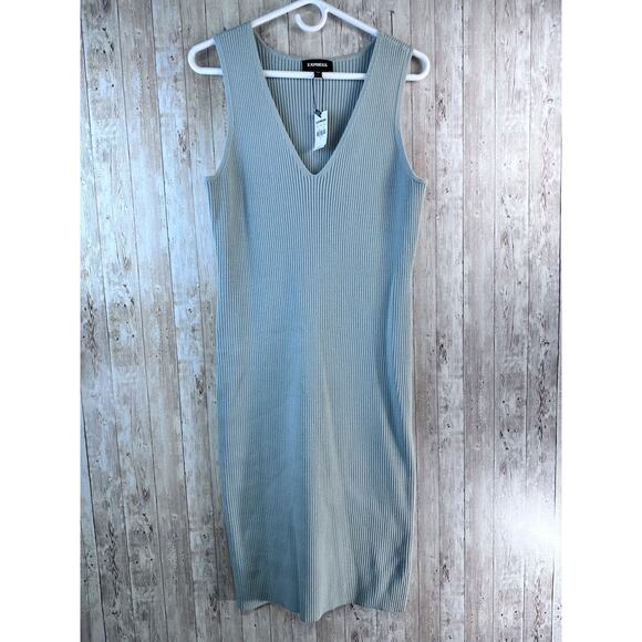 Express Midi NWT Sweater Dress L‎ Sage Green Sleeveless Ribbed V Neck Bodycon - Picture 1 of 7